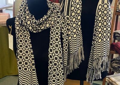 Rivière, Manon